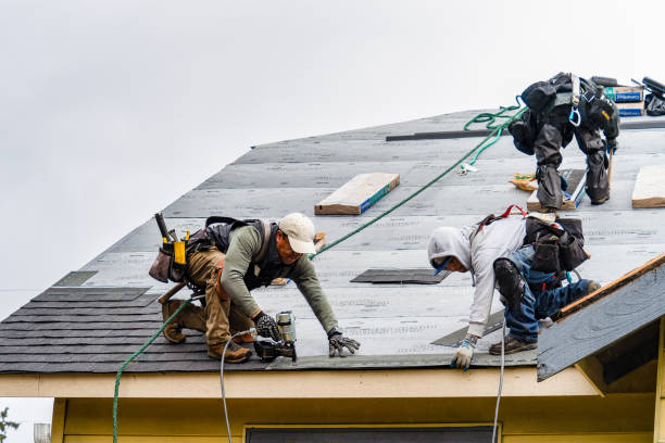 Professional Gutter Installation technician working in Moonachie, NJ